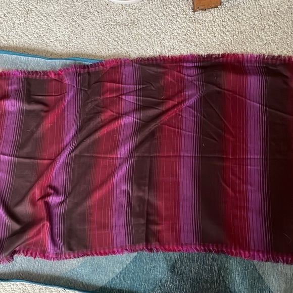 NWT Eddie Bauer Two Tone Plaid Fringe Layering scarf - Picture 9 of 11